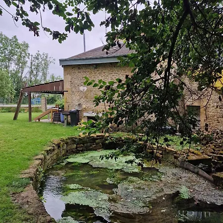 Semesterbostad Maison De Caractere O Naturel *